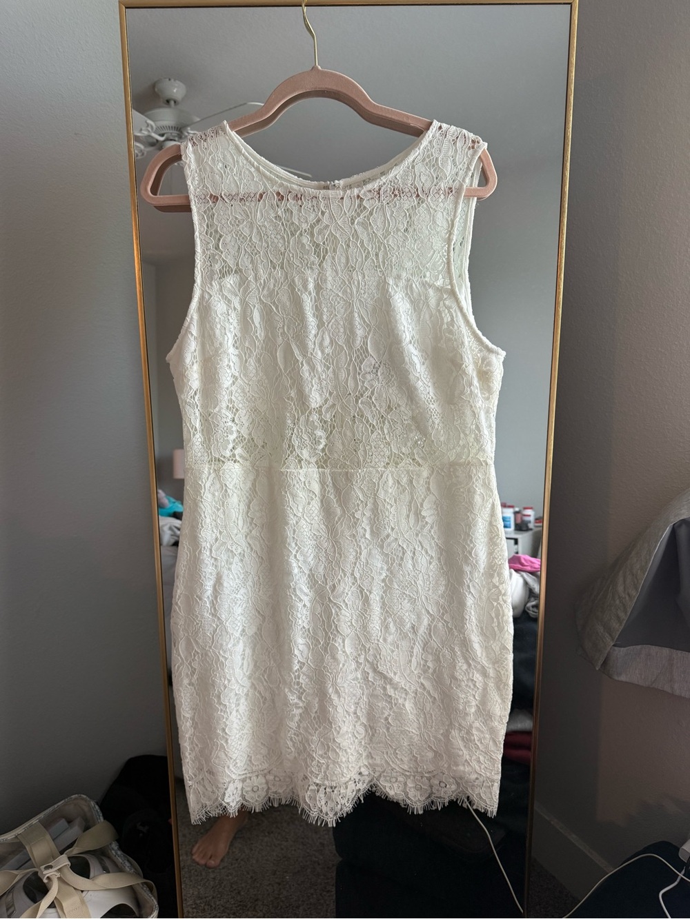 Lulus Sleeveless White Lace Sheath Dress